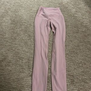 Lululemon Wunder Train Leggings. Size 4. Perfect condition!